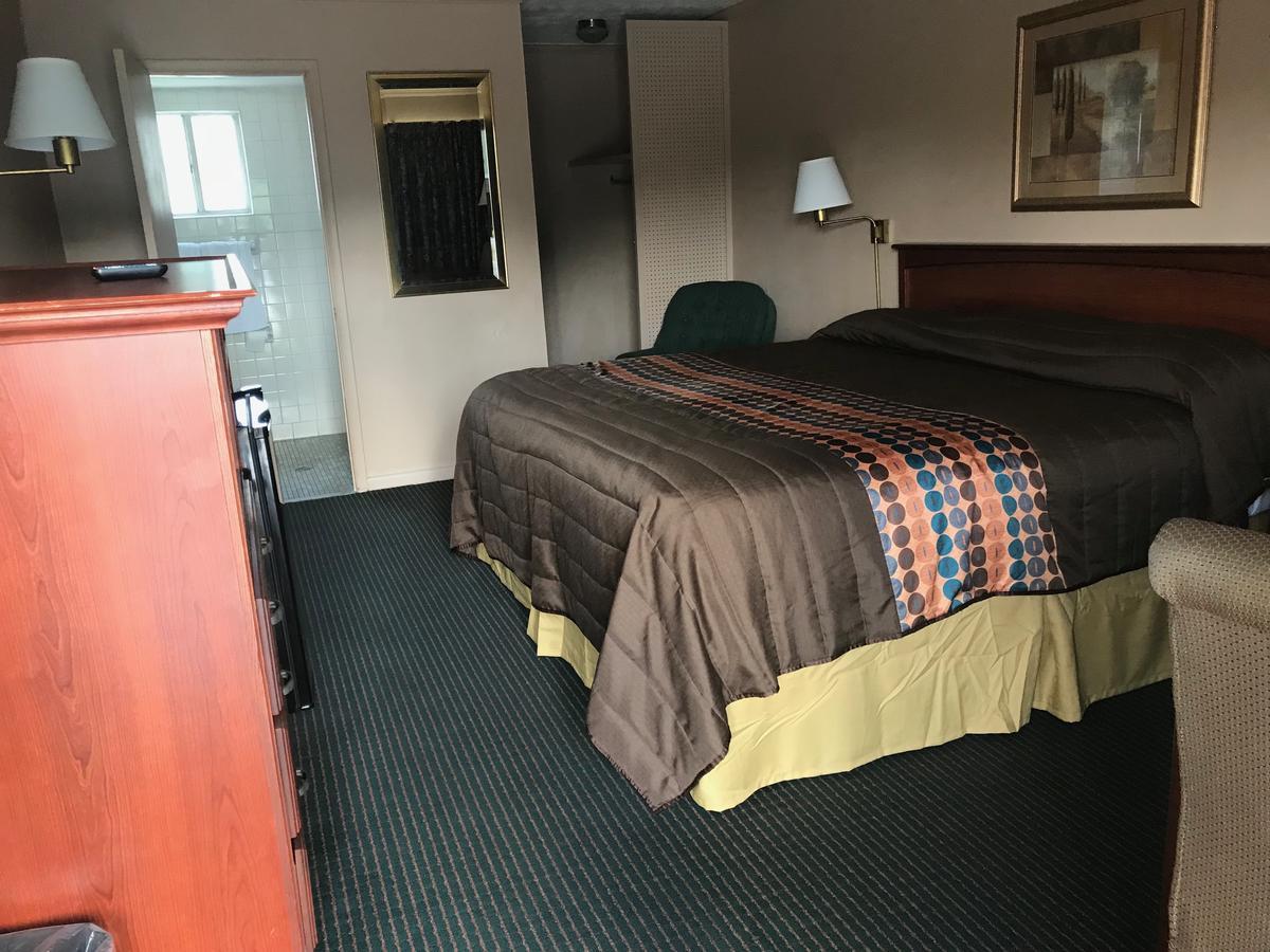 Redwood Inn 加兹登 外观 照片